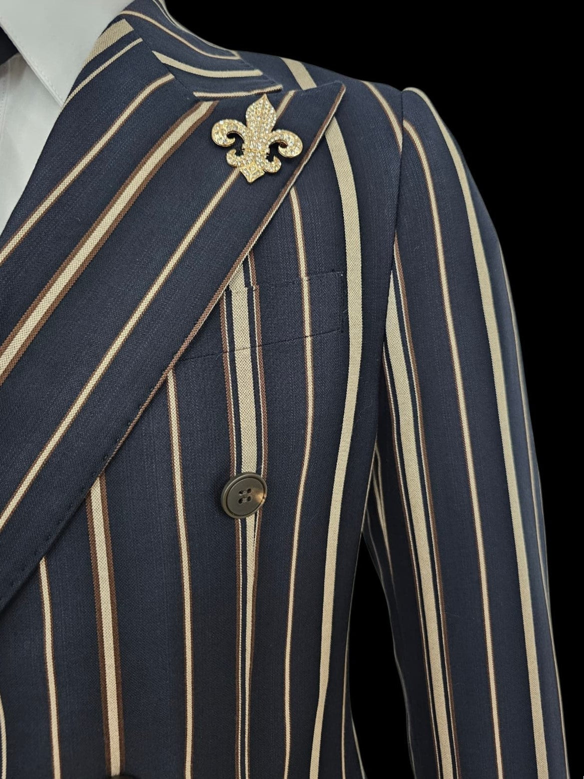 GT6DB-679 BROWN STRIPE